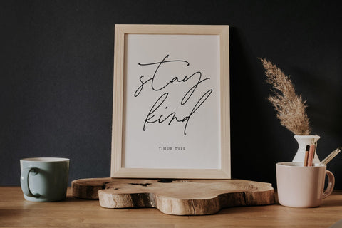 Something Beauty - Handwritten Script Font Font Timur type 