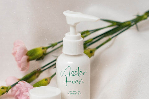 Sophia Mitha - Freestyle Stylish Font Font Letterena Studios 