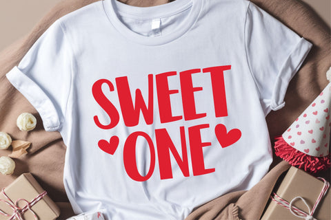 Strawberry Font Bundle | Cute Playful Berry Font Duo Font TonisArtStudio 