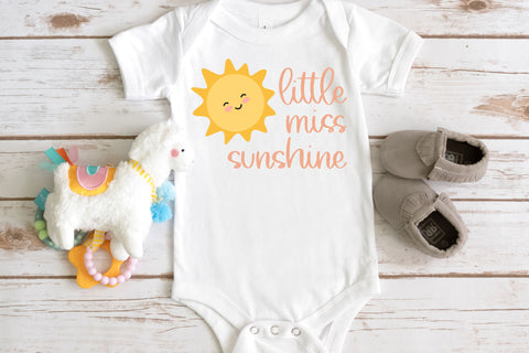 Sugar Kisses, Cute Handwritten Font for Cricut, Cursive Handwriting Font Designing Digitals 