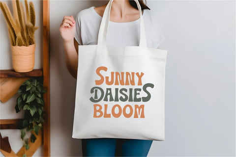 Summer Daisy - Vintage Groovy Font Font Masyafi Studio 