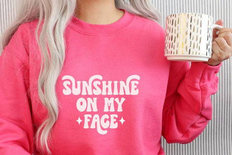 Sunny Serenity - Cute Groovy Font Font Masyafi Studio 