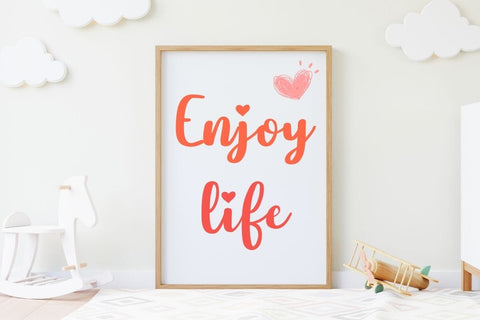 Sunshine - Cute Script Font Font AnningArts Design 