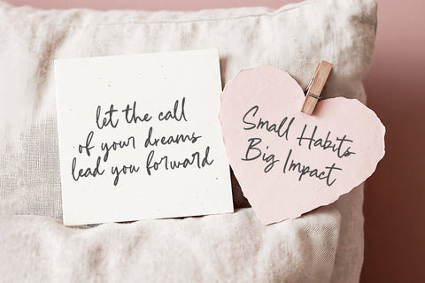 Sweet Jenifer - Handwritten Script Font Font Timur type 