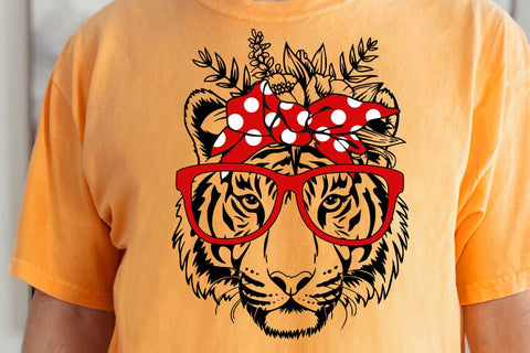 Tiger svg, tiger with glasses bubble gum , Tiger mascot svg , funny Wild Animal head Clipart, mascot logo Vector SVG DesignDestine 