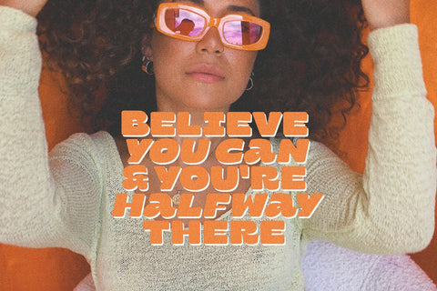 Twelve Voltz – Solid & Rounded Font Font Four Lines Std. 