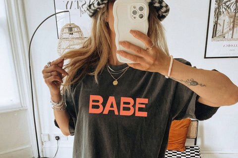 Vibes Hour - Trendy Retro Font Font KA Designs 