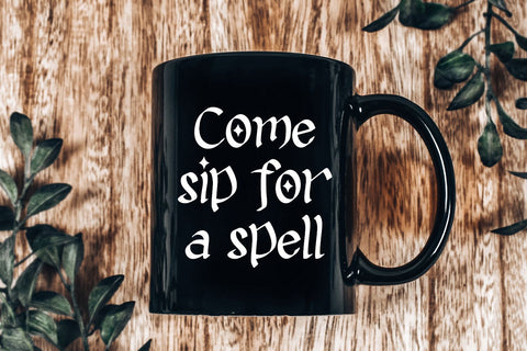 Witchlore Display Font Font Beck McCormick 