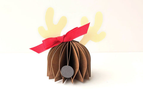 3D Honeycomb Christmas Reindeer Face SVG 3D Paper Risa Rocks It 