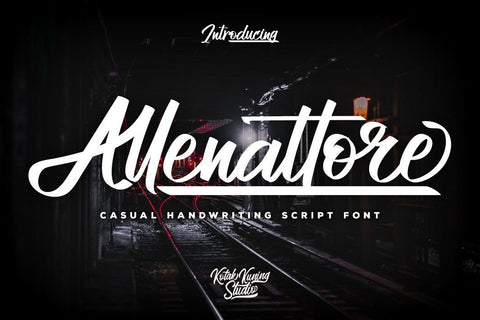 Allenattore Font - Casual Script Font Kotak Kuning Studio 