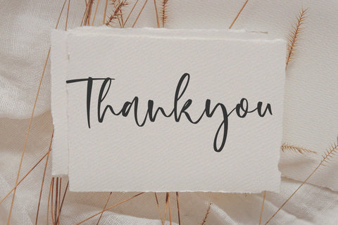 Almond Hunter Font Timur type 