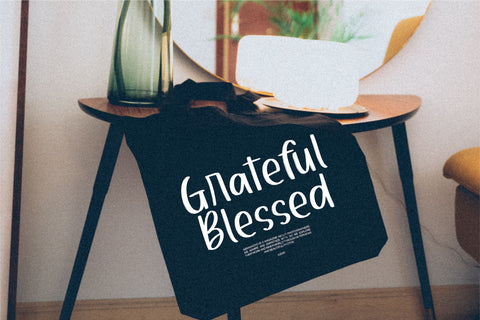 Alysagirl Font Qwrtype Foundry 