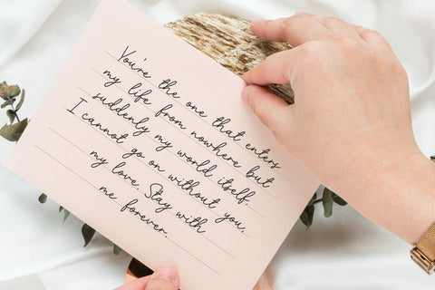 Amrinnatica Font Allouse.Studio 