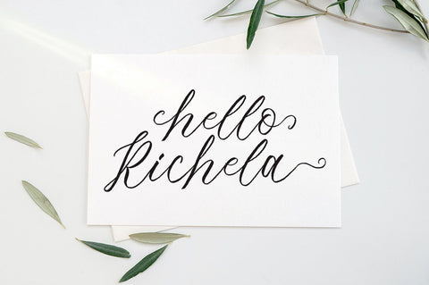 Angel Face Font RCKY STUDIO 