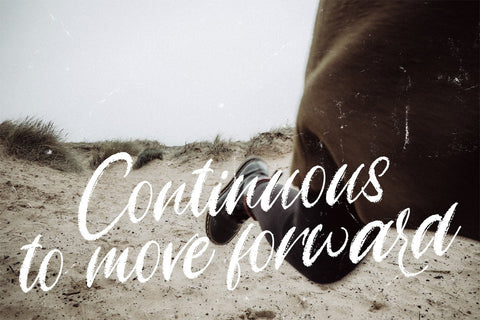 Angelicy - Textured Brush Font Font StringLabs 