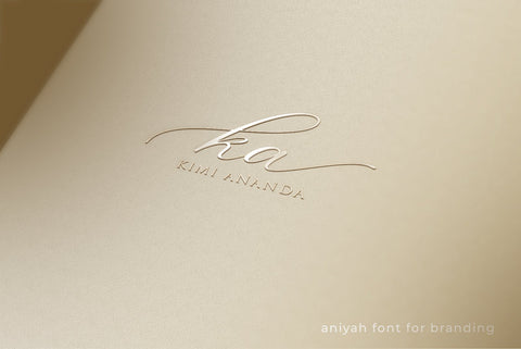 Aniyah Script Font Din Studio 