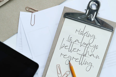 Anjany Sallentiny - Handwritten Font Font StringLabs 