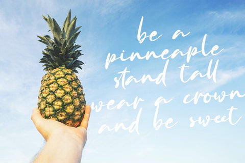 Anyer Beach - Handwritten Font Font StringLabs 