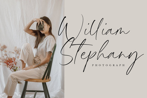 Aromatic Signature - Modern signature font Font Timur type 