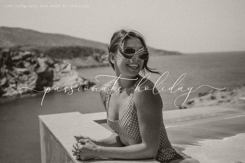 authentiue - Chic Calligraphy Font Font Storytype Studio 