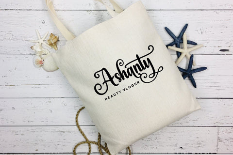 Beautiful Holiday Font Mozarella 