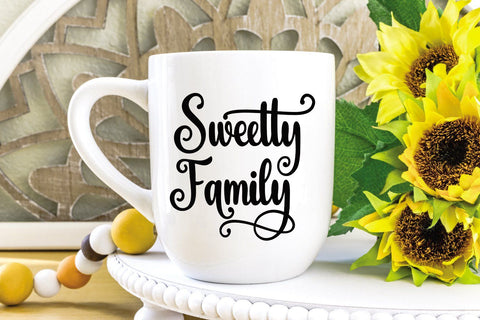 Beautiful Holiday Font Mozarella 