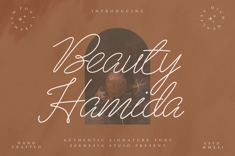 Beauty Hamida Font Zeenesia Std 