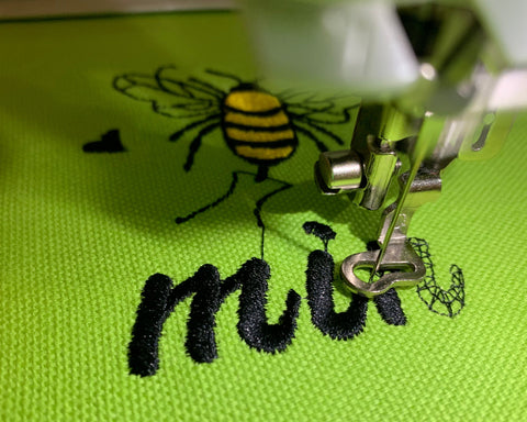Bee Mine Machine Embroidery Design Embroidery/Applique DESIGNS Canada Embroidery 