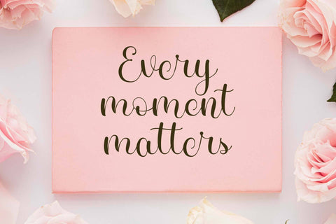 Bellaluna Font love script 