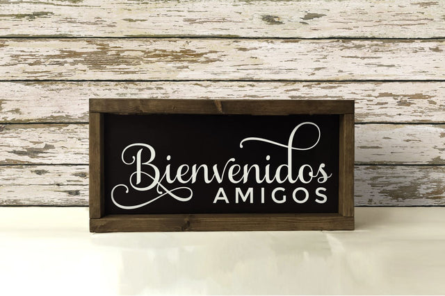 Bienvenidos Amigos SVG Risa Rocks It 