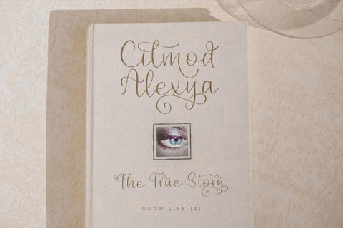 Birdeline Yashintta - Beauty Script Font Font Storytype Studio 