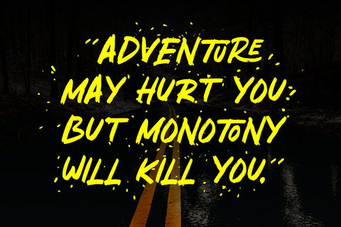 BLACK FRIDAY Font Mozarella 