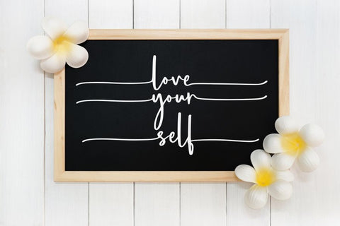 Blackmindlify Font Allouse.Studio 