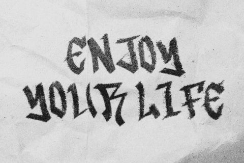 Broken Legend Font Prasetya Letter 