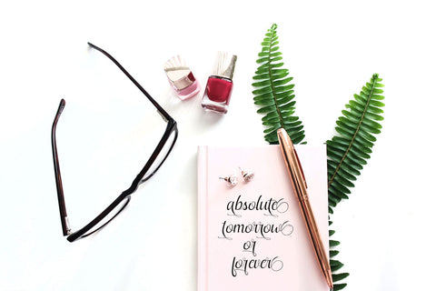 Butterfly Beautiful Font Rtceative 