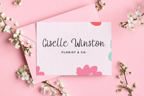 Camomile Font Anastasia 