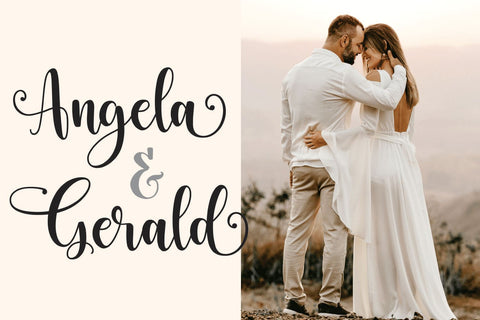 Christmas Gift Font Mozarella 