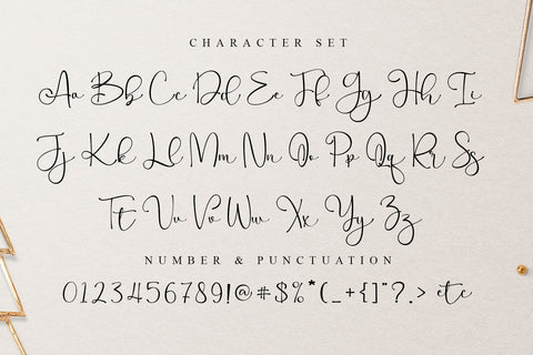 Christmas Praise Font Letterara 