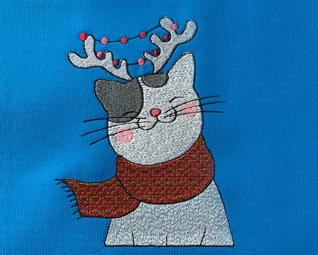 Christmas Reindeer Cat Machine Embroidery Design Embroidery/Applique DESIGNS Canada Embroidery 