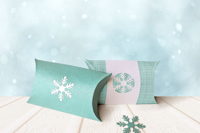 Christmas Snowflake Pillow Box SVG Risa Rocks It 