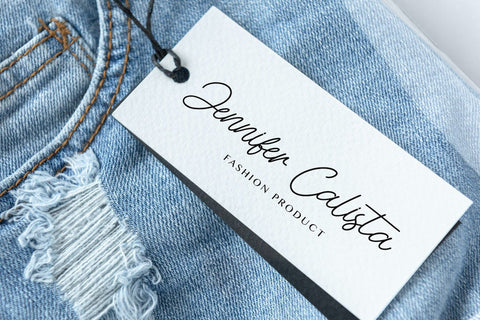 Cinthya Amy - Handwritten Font Font StringLabs 