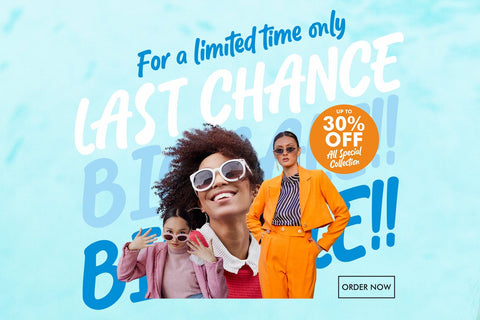 Clouts! - Casual Handwritten Font Font Four Lines Std. 