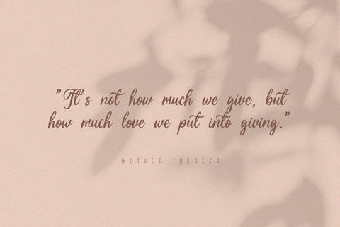 Cranberry - Modern Script Font Font Alpaprana Studio 