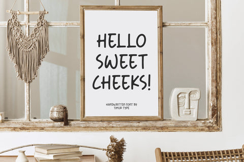 Creamy Baked - Handwritten font Font Timur type 