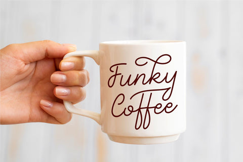 Curly Babe Font Forberas 