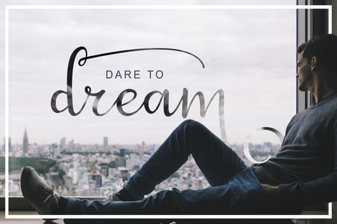 Dahlia script Font Fajri Adi 