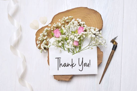 Demigoldetty Font Allouse.Studio 