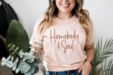 Demigoldetty Font Allouse.Studio 