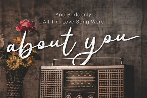 Denala - Script Font Font Attype studio 