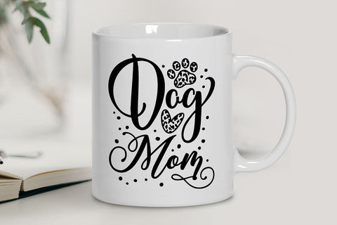 Dog Mom SVG SVG VectorSVGdesign 